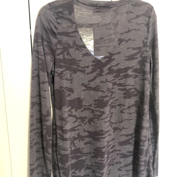 NWT*VINTAGE HAVANA CAMOUFLAGE NEW WTAGS*LIGHTWEIGHT*LONG SLEEVE TEE SHIRT*MED - Picture 3 of 8